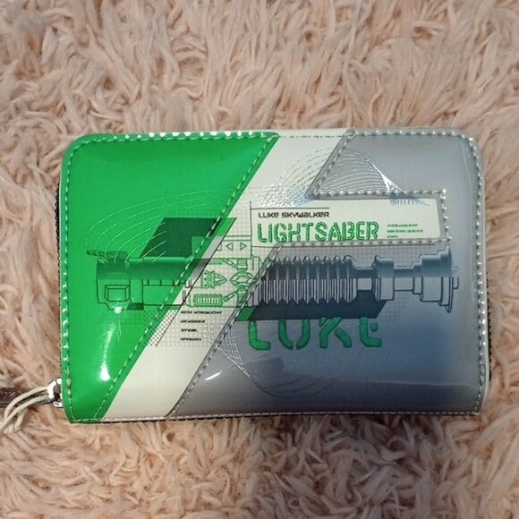 Loungefly Star Wars Luke Skywalker Lightsaber Diagram - Picture 4 of 5